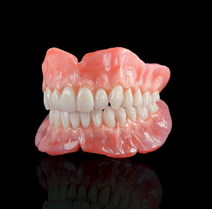 FULL COMPLETE UPPER AND LOWER DENTURES